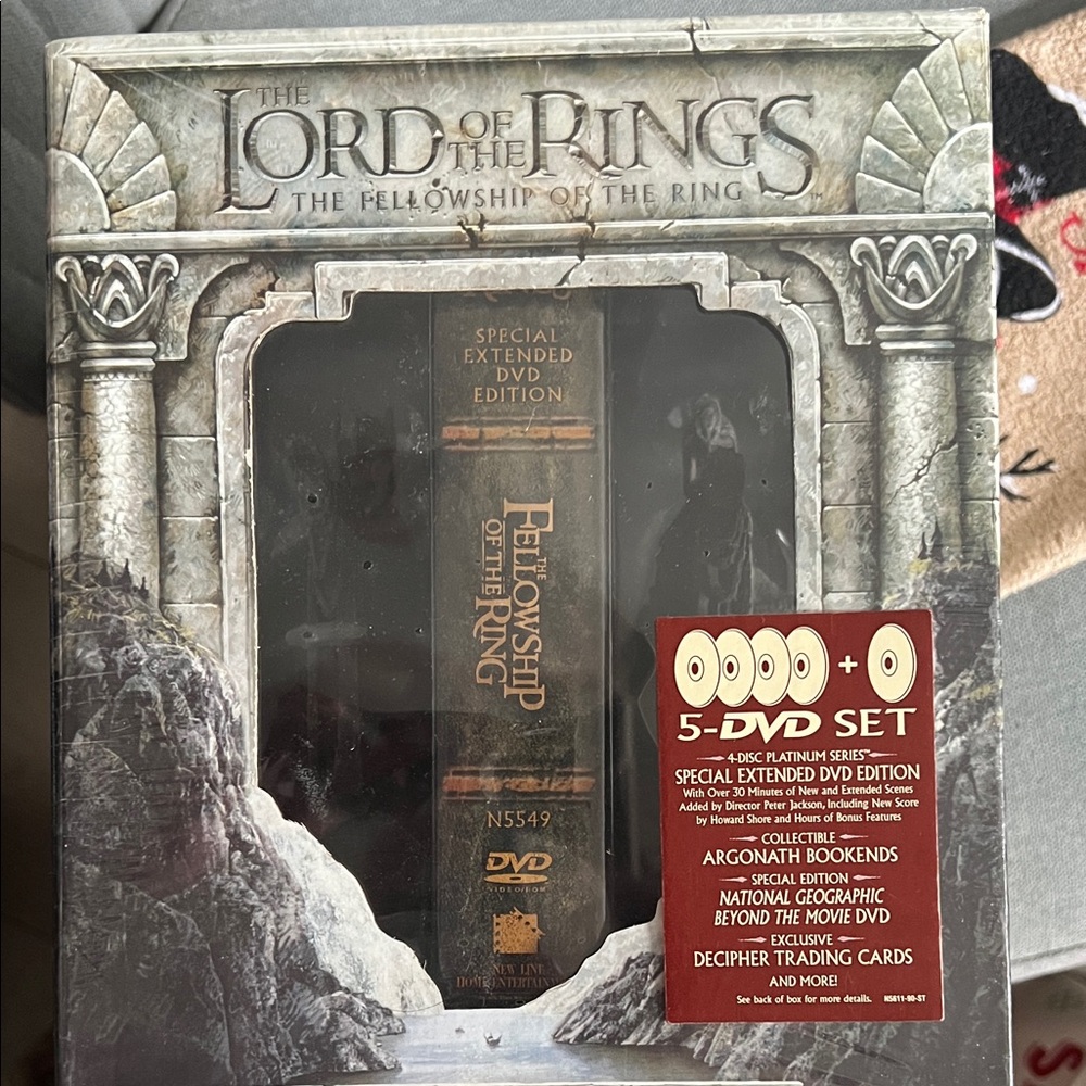 The Lord of the Rings: The Fellowship of the Ring 5-DVD Set